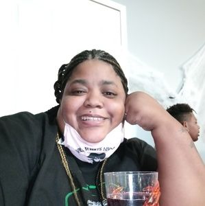 Meet your Posher, Deborah